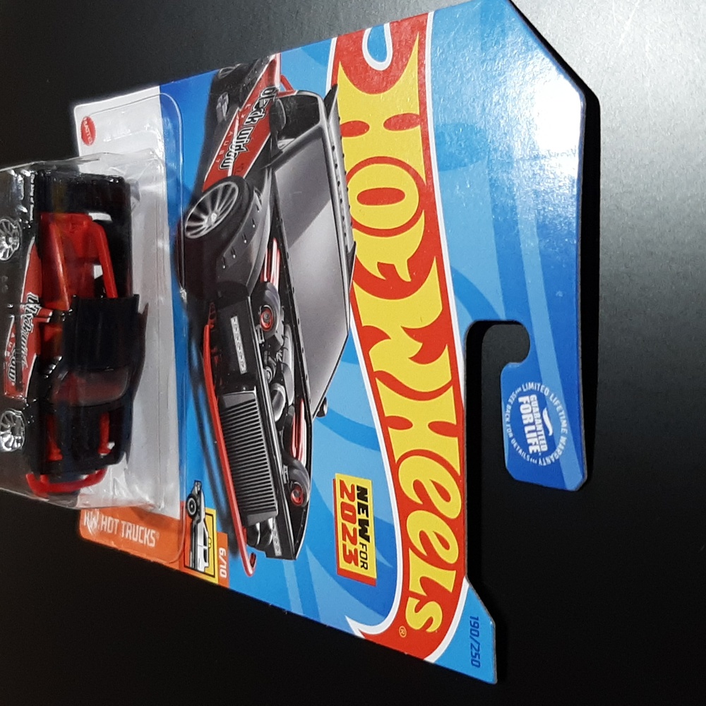 Truck Hot Wheels Limited Grip Black 2023 HW Hot Trucks Collection - Picture 8 of 10